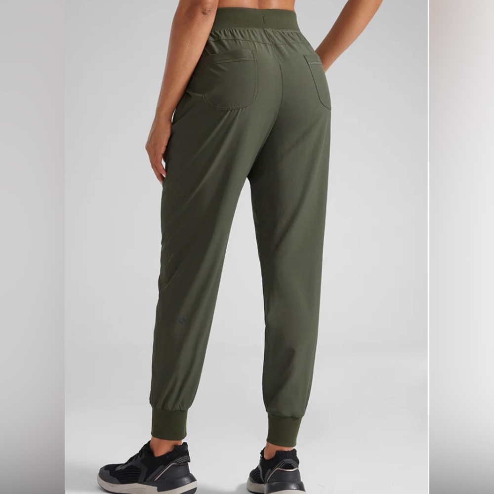 CRZ YOGA Olive Green Feathery-Fit Drawstring Pocket Jogger 28'' Women’s M